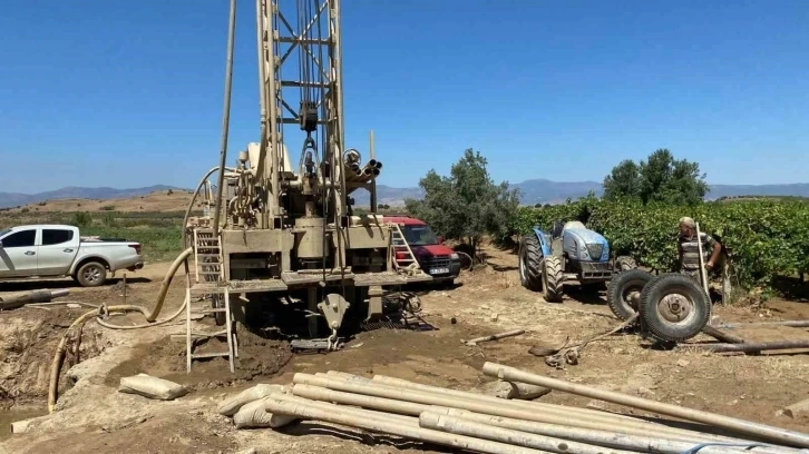 Çiftçilere belediyeden  Afşarlı üreticilere sulama desteği