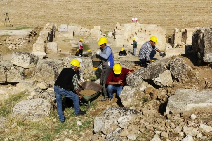 Tarih fışkırıyor, Roma’nın 3 bin yıllık Askeri Garnizonu Zerzevan’da yeni keşif