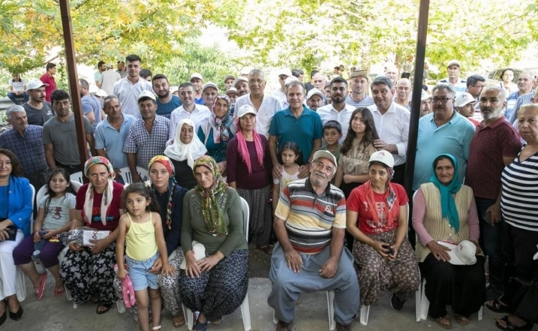 Vahap Seçer: "Bütün ilçe belediyeleriyle uyum içinde çalışıyoruz"