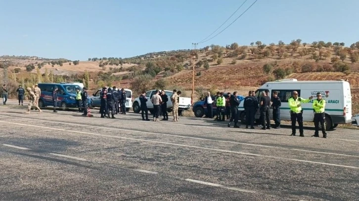 Annesinin cenazesinin bulunduğu cenaze aracını kaçırdı