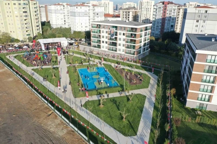 Beylikdüzü’nde vatandaşın talebi üzerine 47 saatte tamamlanan park, Guiness rekorlar kitabına girmeyi hedefliyor