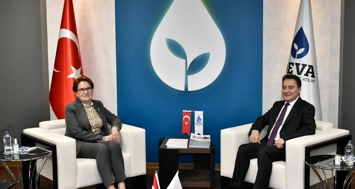 İYİ Parti lideri Akşener’den Babacan’a taziye ziyareti