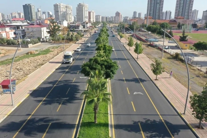 Yenişehir'de yollar yenileniyor