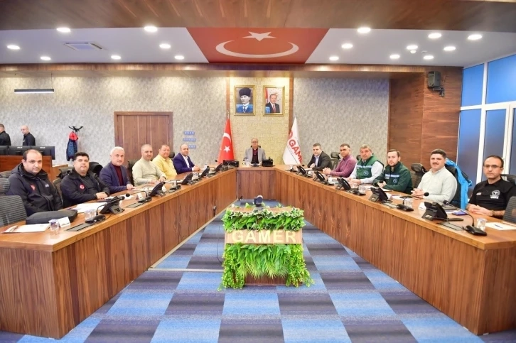 Sağanak yağışa karşı Diyarbakır’da tedbir toplantısı