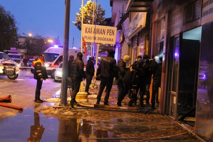 Cam balkon üretimi yapılan iş yerinde patlama