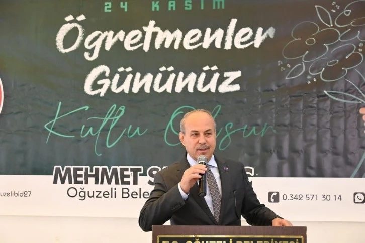 Oğuzeli’nde öğretmenler yemek programında bir araya geldi