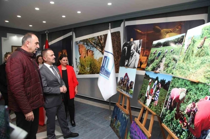 Tarım ve kadın temalı fotoğraf sergisine ilgi