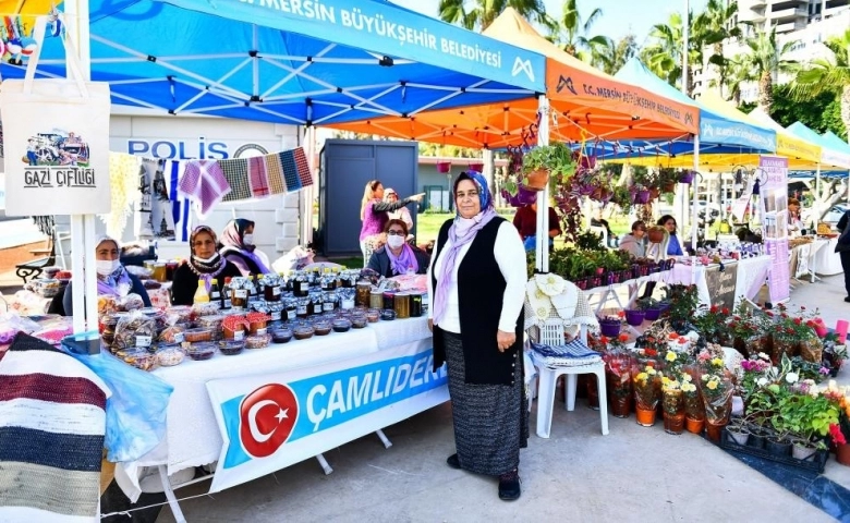 Mersin'de kadınlar ürünlerini kazanca dönüştürüyor