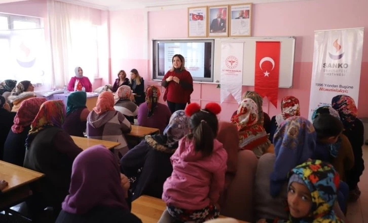 Sanko Üniversitesi Hastanesi'nde bilinçli anneler, sağlıklı yarınlar projesi