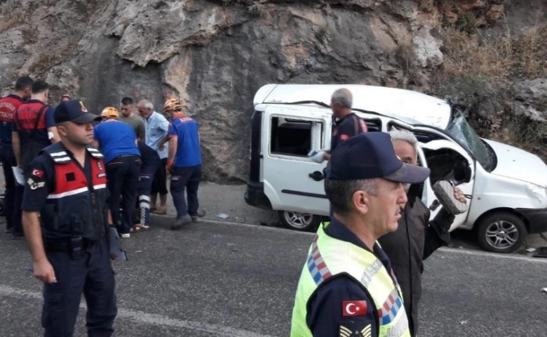 Adıyaman'da Trafik kazası : 7 yaralı