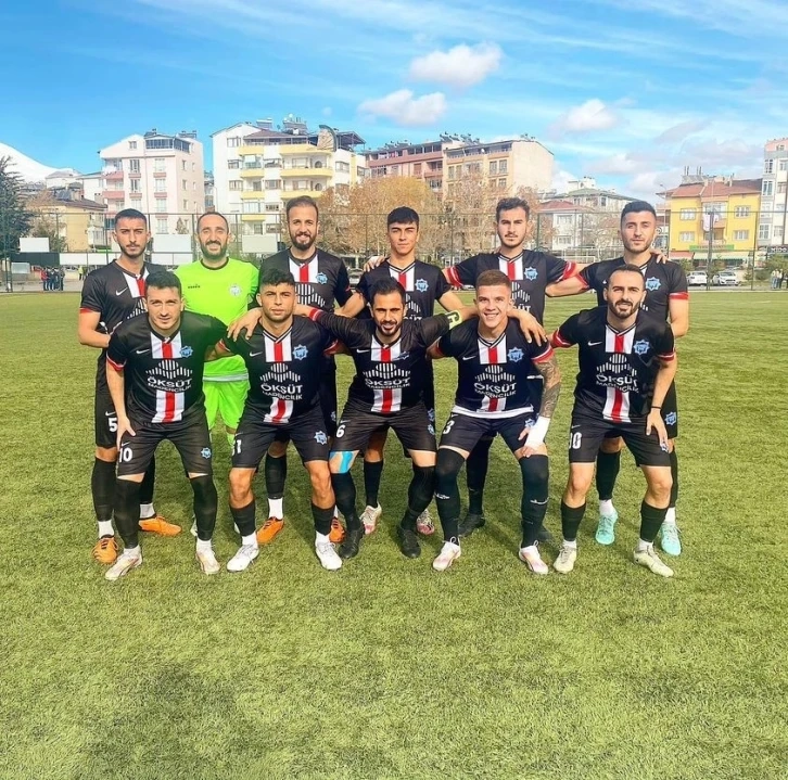 Malatya da Bölgesel Amatör Ligde Develigücü SK: 6 - Hekimhan Belediyespor:0