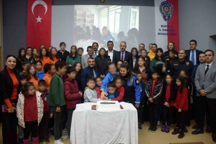 Burdur da Polislerin mutlu geleceğe el ele projesi tamamlandı