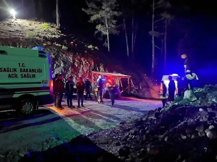 Madende göçük altında kalan iki kişiden acı haber geldi