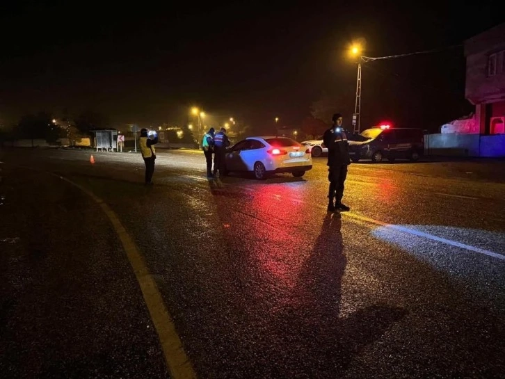 Gaziantep'te emniyet ve jandarmadan ortak uygulama: 132 şahıs yakalandı