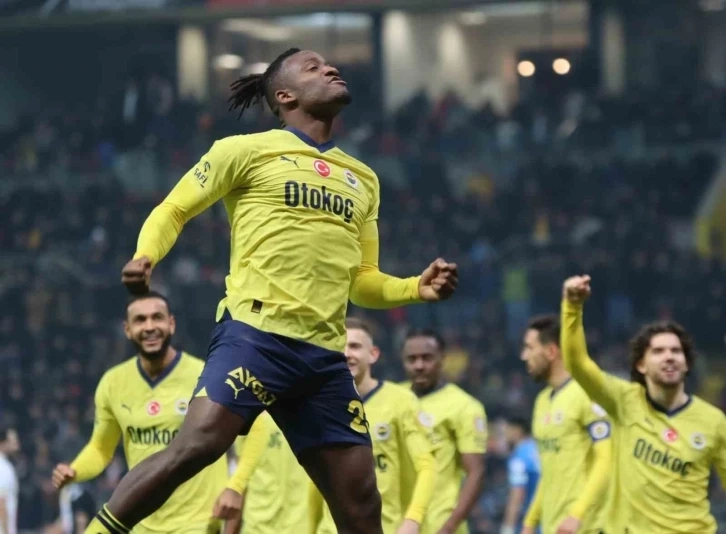 Fenerbahçeli Batshuayi hat-trick yaptı, galibiyetin mimarı oldu