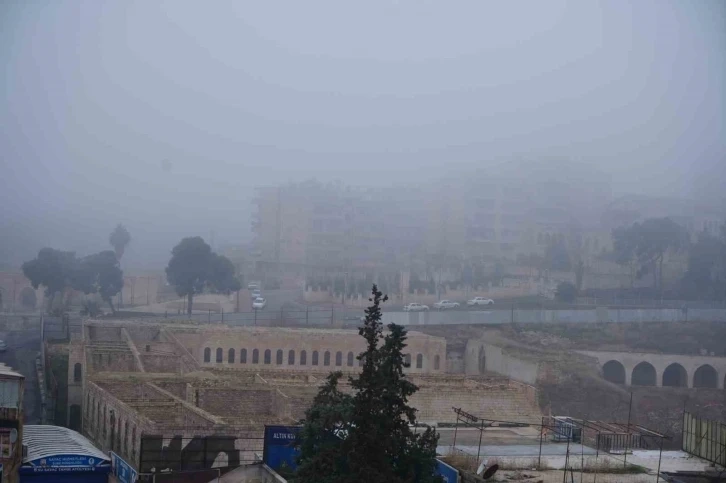 Şanlıurfa’da sis etkili oluyor