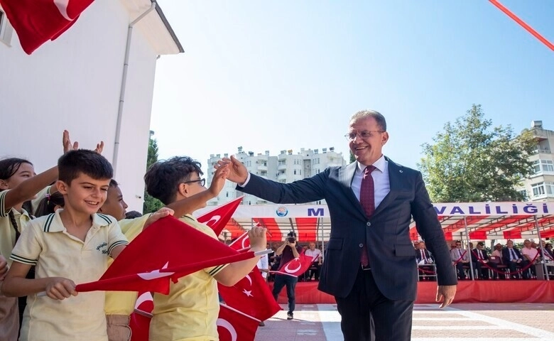 Seçer: "Temel prensibimiz Mersin'i bir öğrenci kenti yapmak"