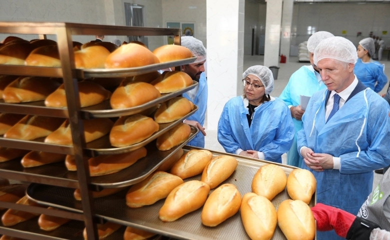 Ekmek satış büfeleri hizmet vermeye başladı