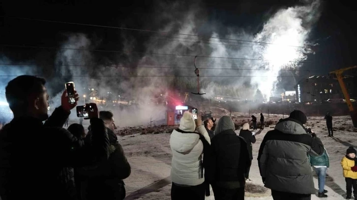 Kar yok, Uludağ’da yeni yıl buruk kutlandı