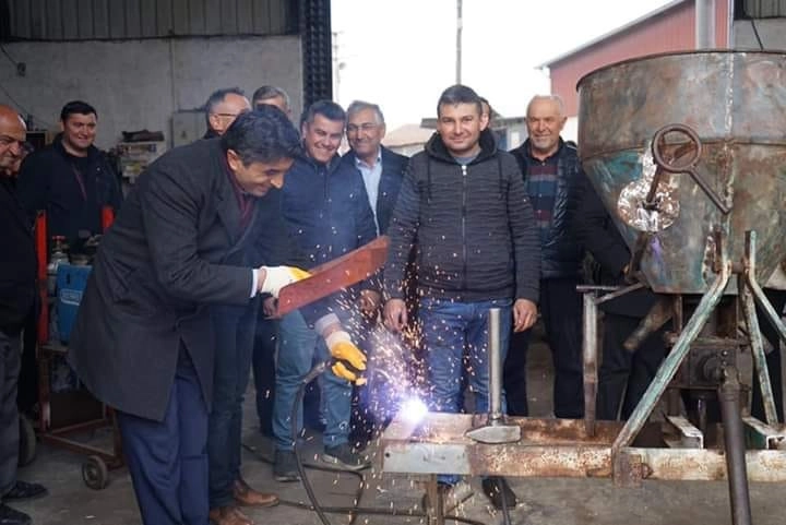 Başkan Selçuk Sanayi Esnafını Dinledi, Sıcak Kaynak Yaptı