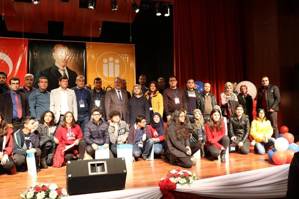 Adıyamanlı Öğrenciler Tübitak Yarışmasında Derece Yaptı