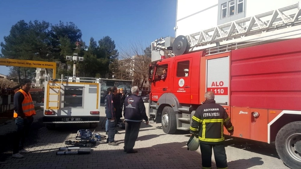 Deprem Tatbikatı Gerçeği Aratmadı