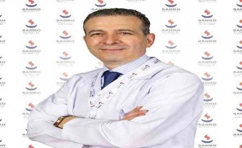 Doç.Dr. Osman Karakuş:  Çocuklarda inmemiş testise dikkat çekti