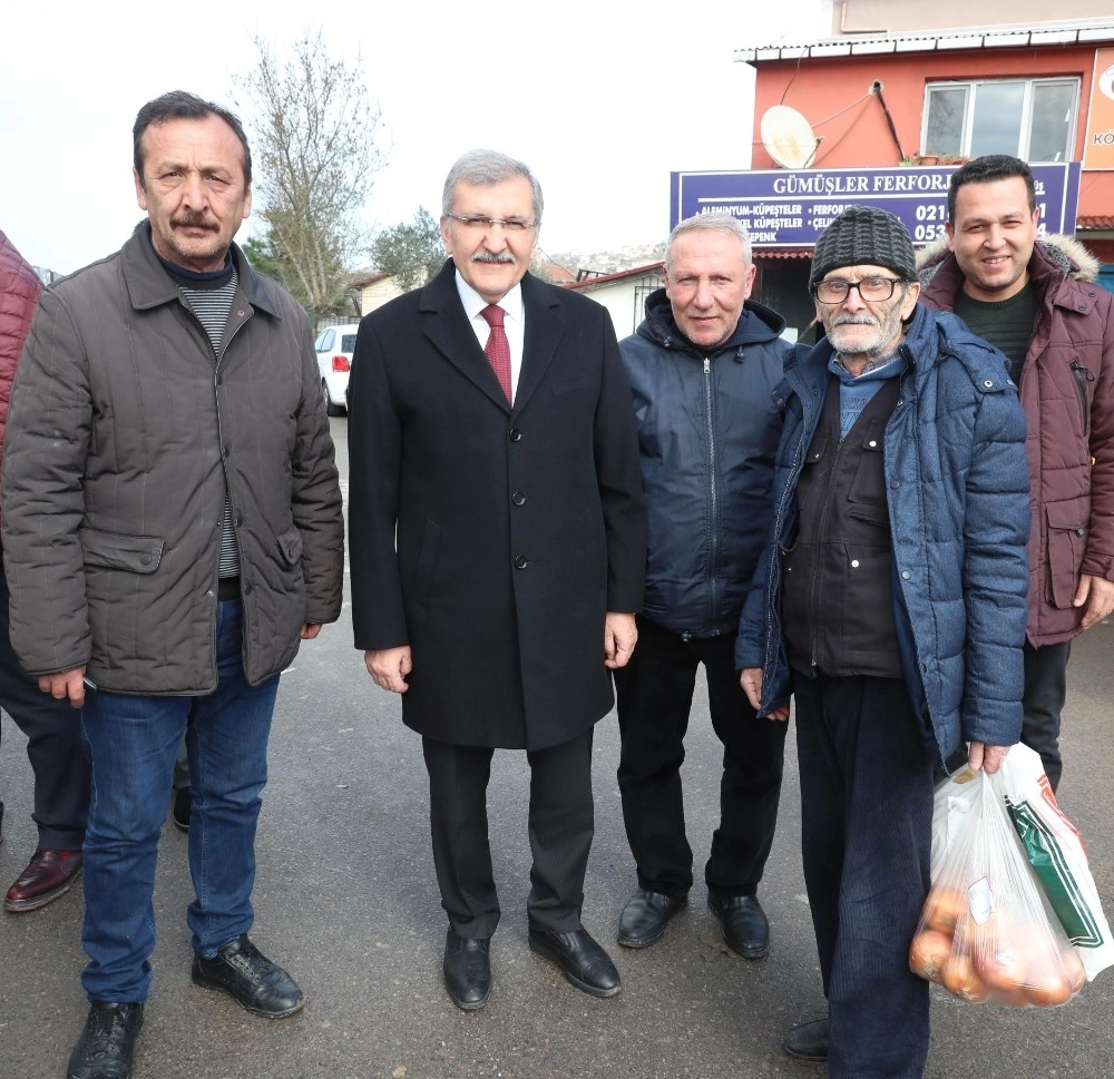 Murat Aydının Titreyen Köpek İçin “Üşümesin, Hasta Olacak” Demesi Duygulandırdı