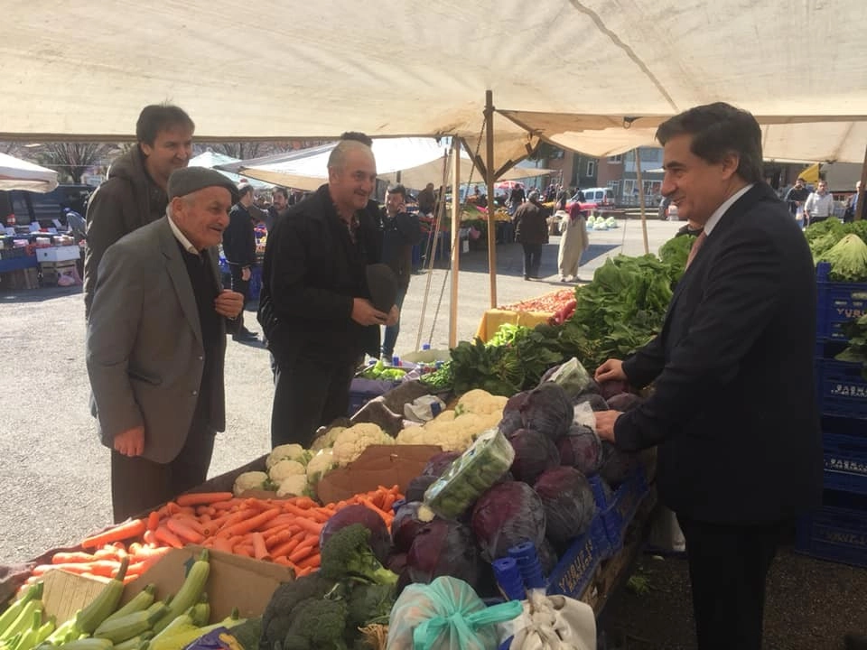 Ak Partili Vekiller Adaylara Destek İçin Çalışmalarını Sürdürüyor