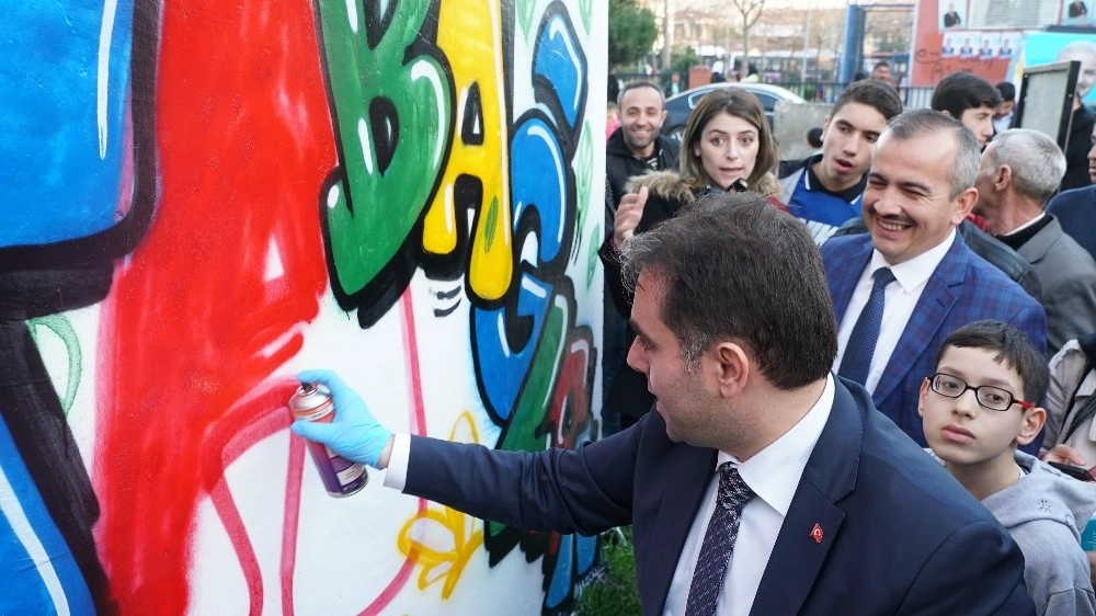 Avcılarda Bağımlılığa ‘Grafiti İle Farkındalık