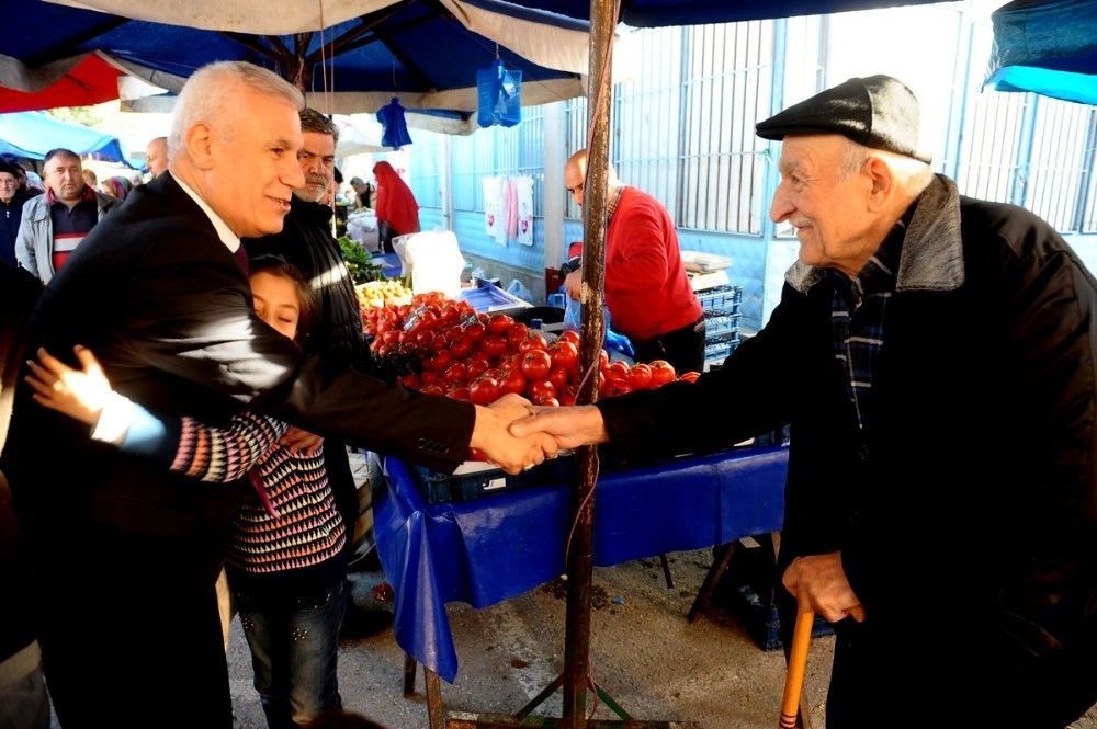 Bozbey: İnsanların Huzur Ve Güveni İçin Proje Hazırlıyoruz