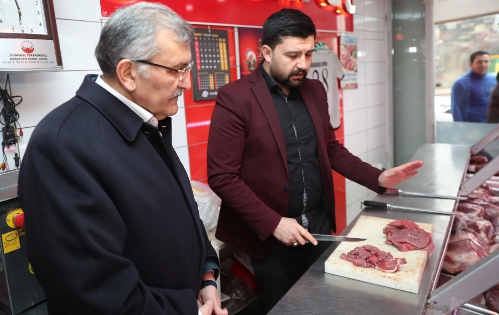 Murat Aydın Soğuksuda Kasap Dükkanına Girip Tezgahın Başına Geçti