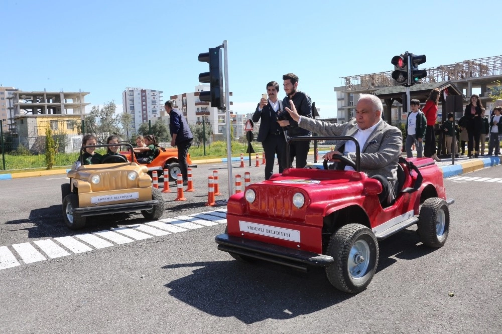 Erdemlide Trafik Eğitim Parkuru Açıldı