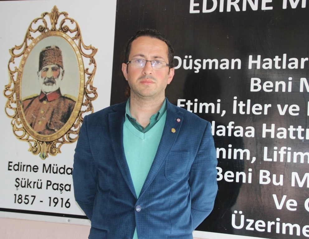 7Den 70E İstiklal Marşını Okudular