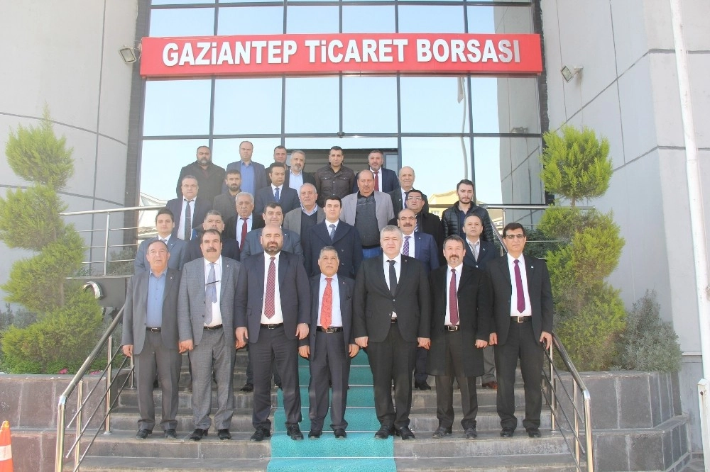 Gaziantep'te İyi Parti Belediye Başkan Adayları Ticaret Borsası'nı Ziyaret Etti