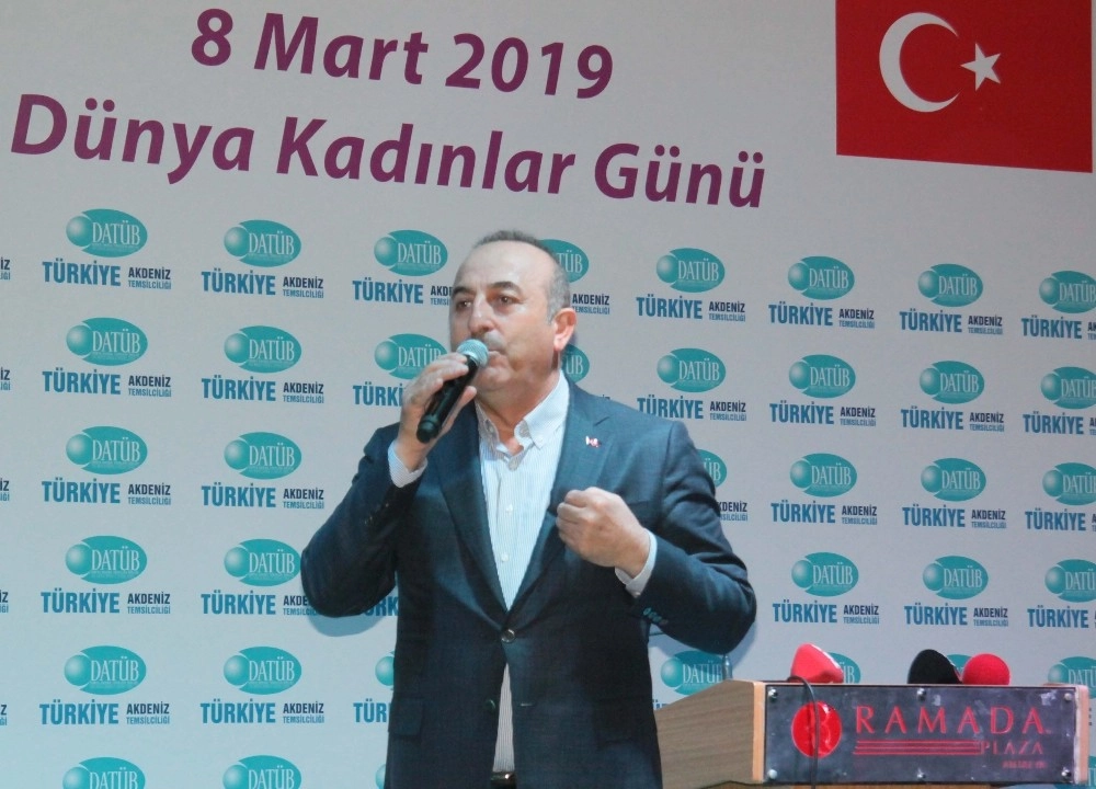 Bakan Çavuşoğlu: “Amerikada Yaşayan Ahıskalılara Çifte Vatandaşlık Vereceğiz”