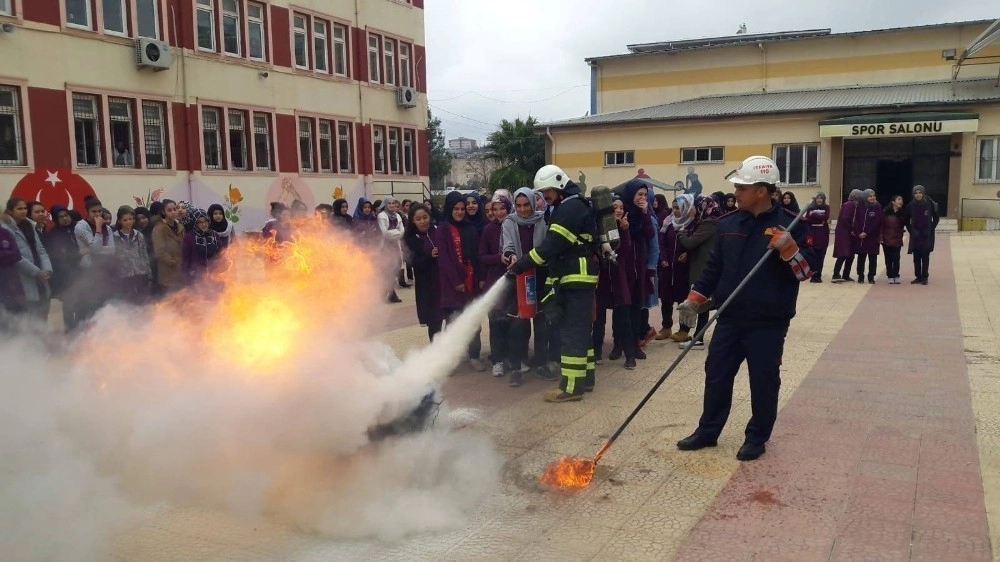 İtfaiye Müdürlüğü Okullarda Yangın Eğitimi