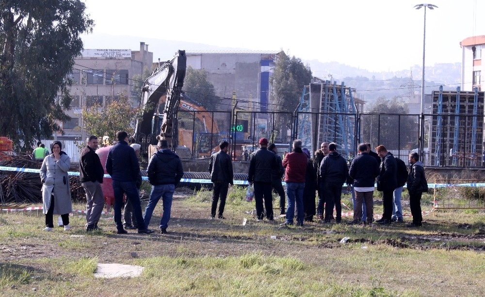 Göçük Alanında Endişeli Bekleyiş Sürüyor