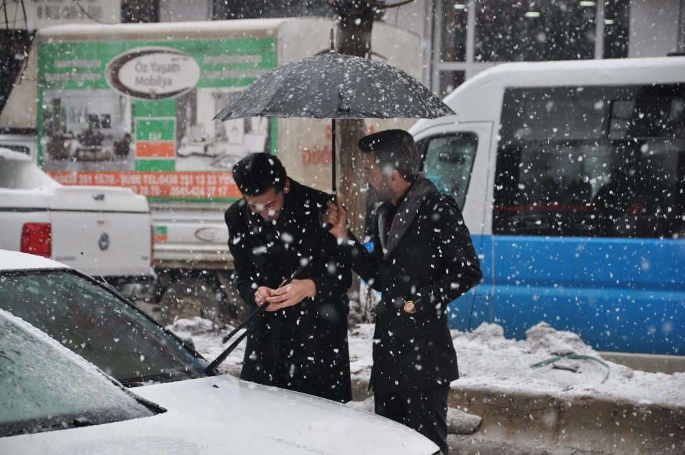 Yüksekovada Kar Yağışı