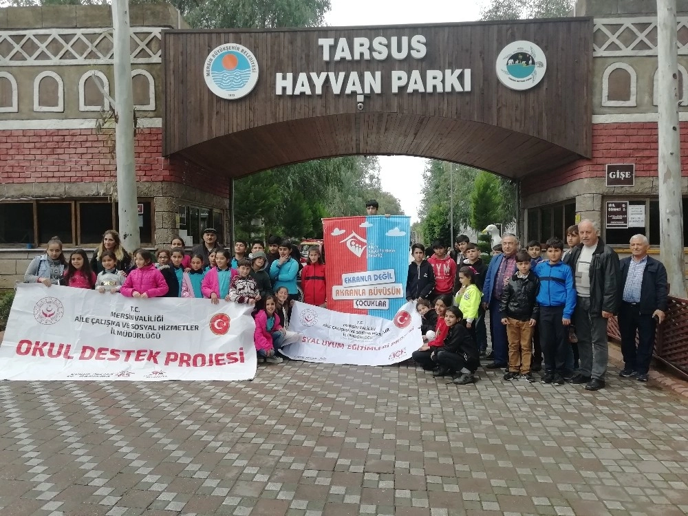 Çocuklar Tarsus Hayvan Parkını Gezdi