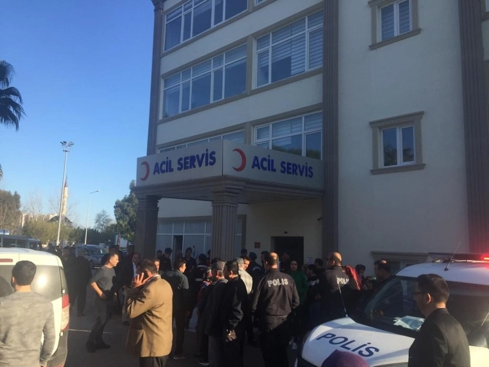 Antalyada Arazi Anlaşmazlığında Kan Aktı: 2 Ölü, 1 Yaralı