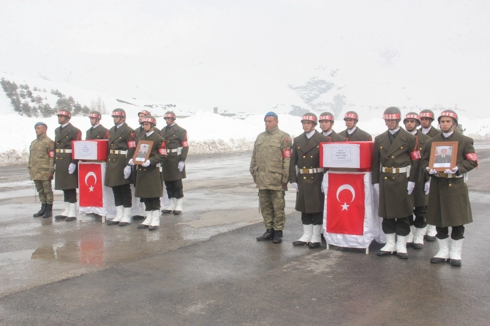 Hakkaride Şehitleri Uğurlama Töreni