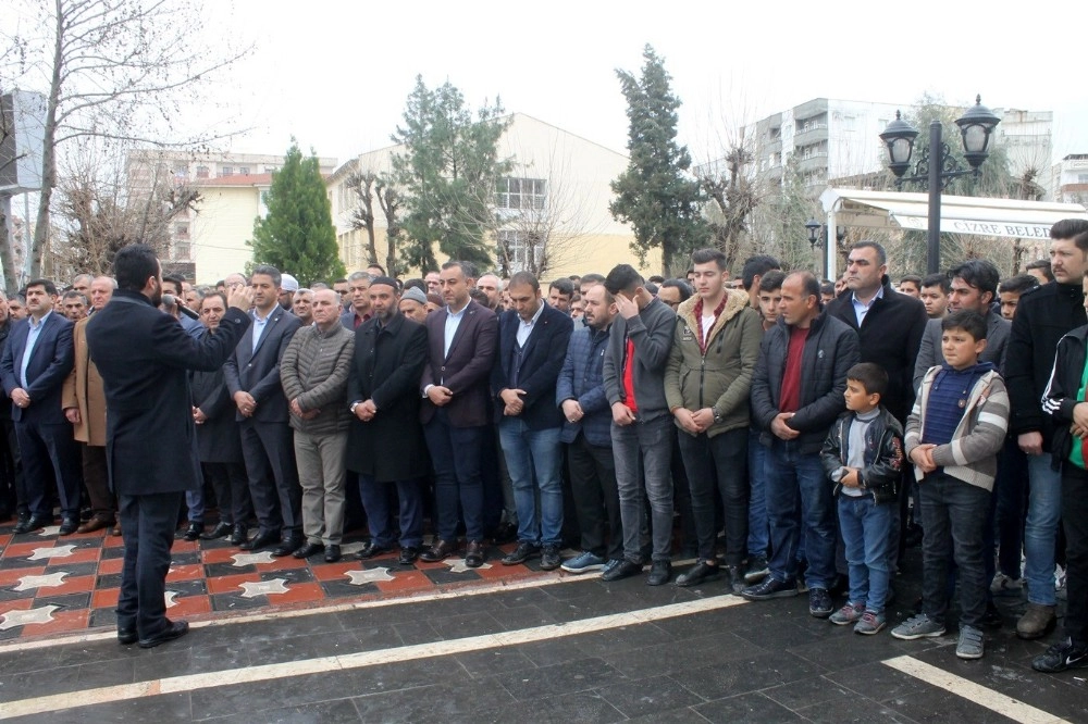 Yeni Zelandada Hayatını Kaybedenler İçin Gıyabi Cenaze Namazı Kılındı