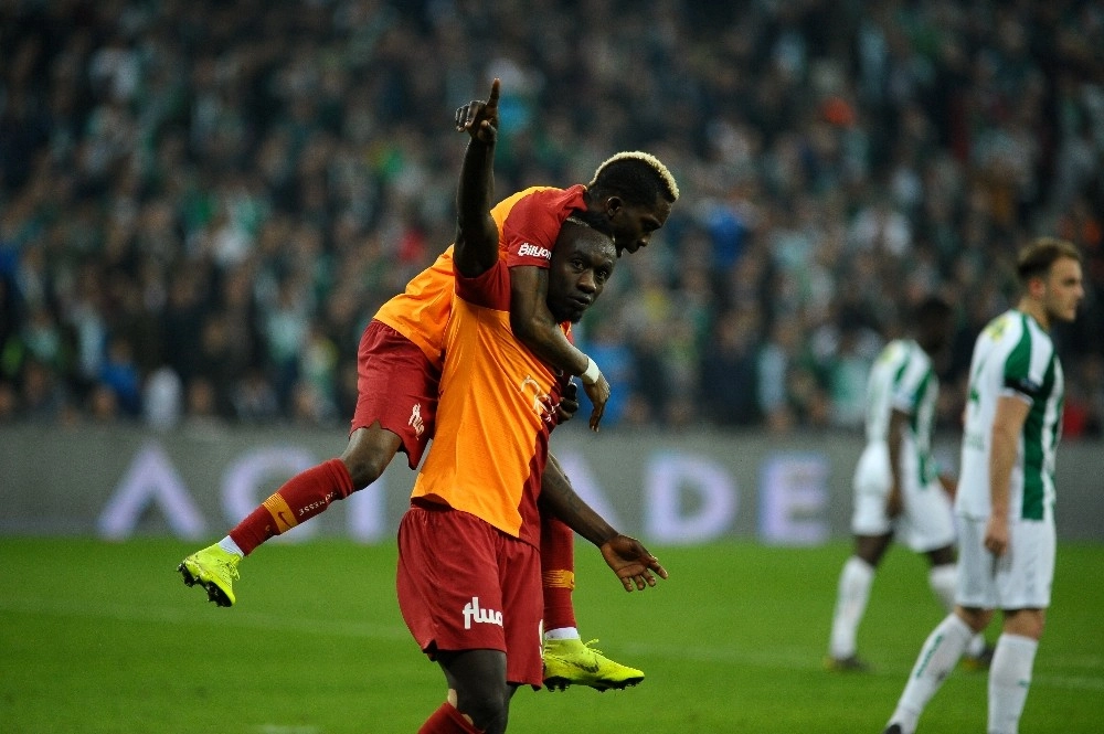 Spor Toto Süper Lig: Bursaspor: 2 - Galatasaray: 3 (Maç Sonucu)