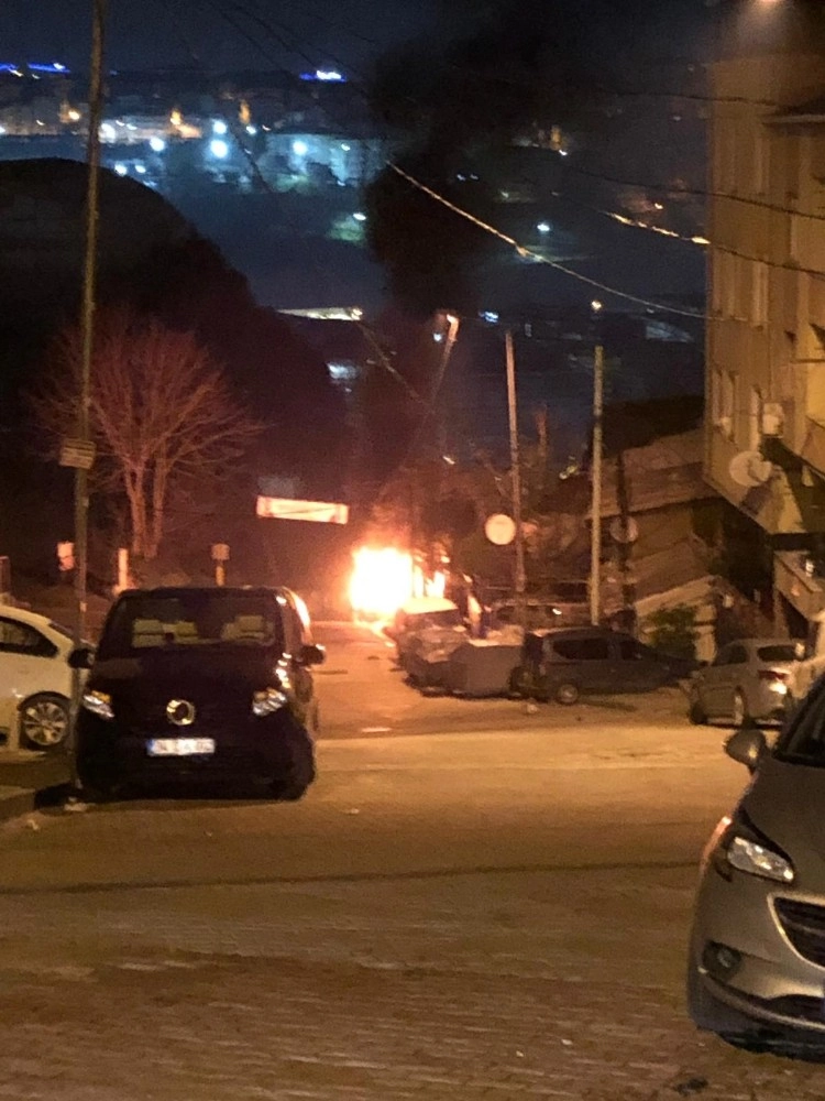 Eski Kocasının Aracını Kundakladığı İddiası Polisi Harekete Geçirdi