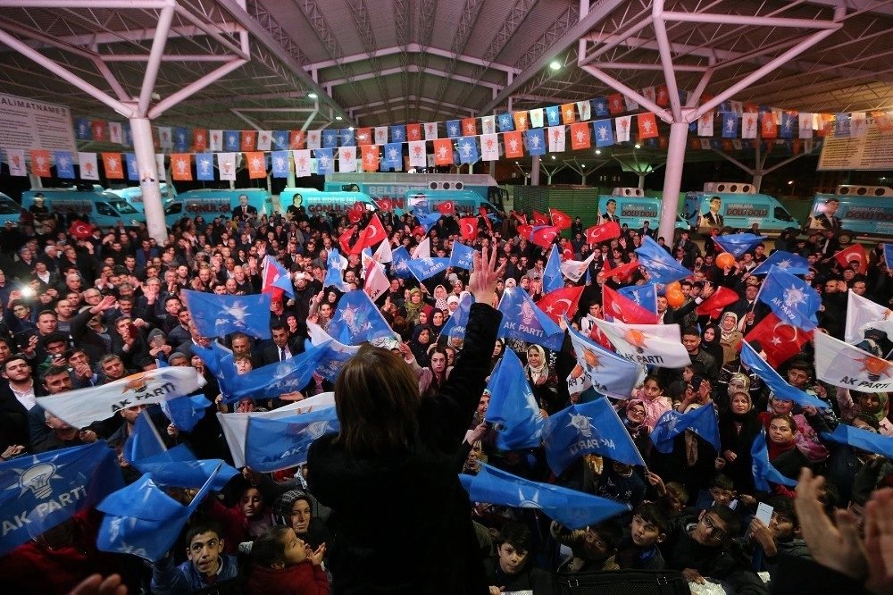 Kara Tren, Gaziraya Dönüştü