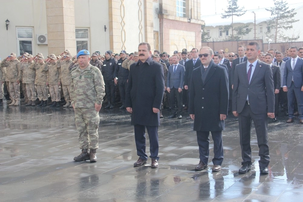 Hakkaride 18 Mart Şehitleri Anma Günü Ve Çanakkale Zaferinin 104. Yıldönümü