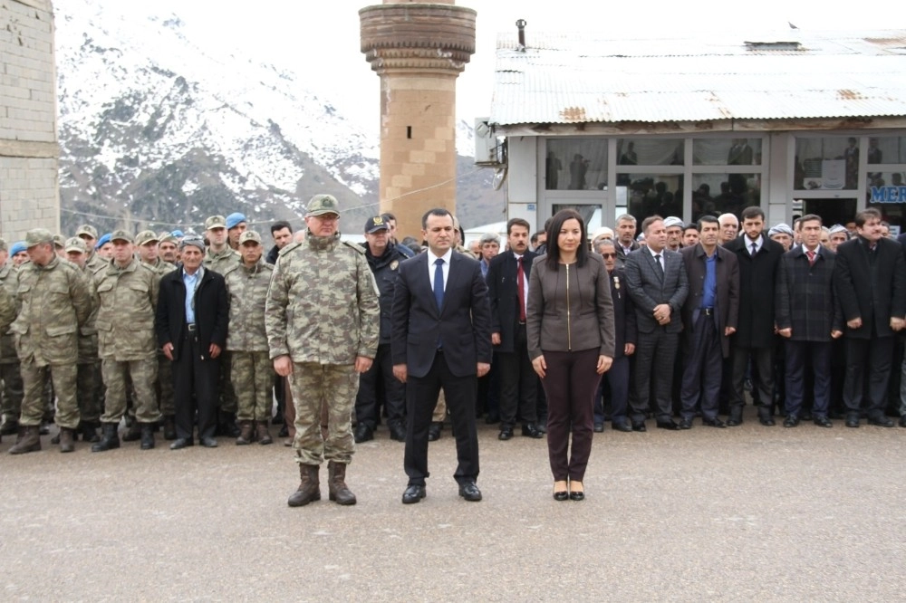 Şemdinlide 18 Mart Şehitleri Anma Günü Ve Çanakkale Zaferinin 104. Yıldönümü