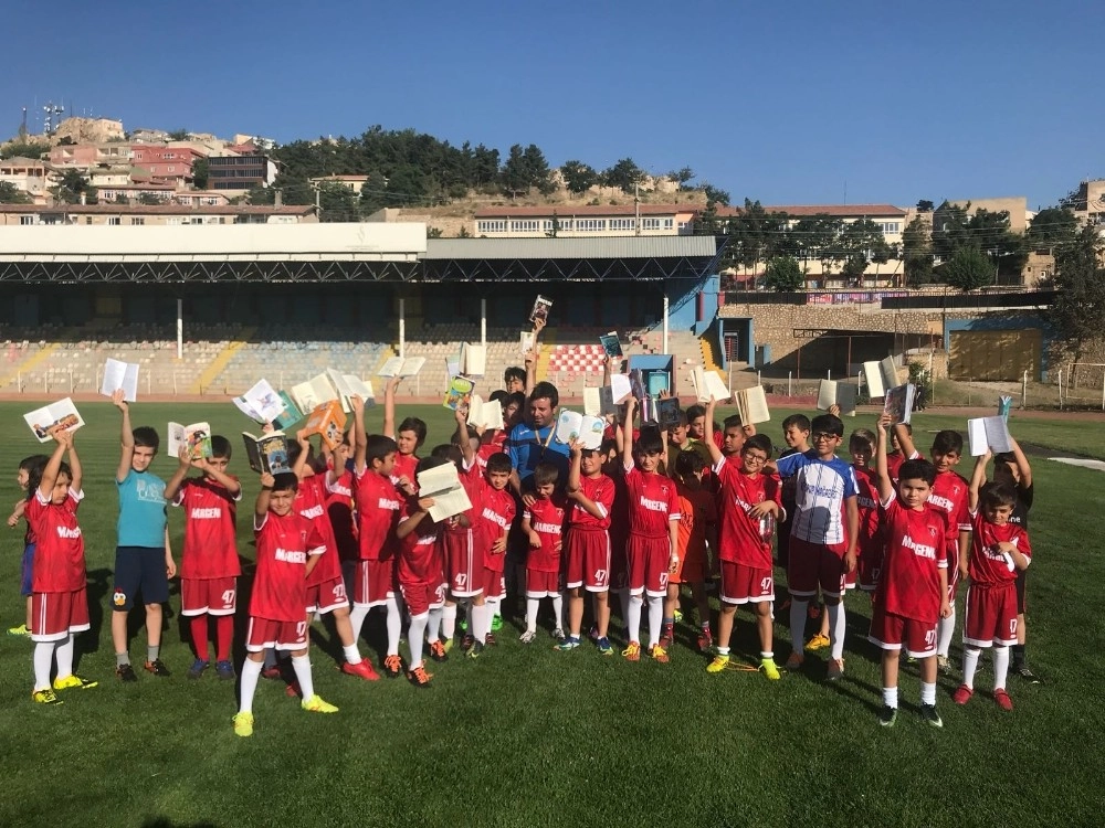 Mardinde Geleceğin Futbolcuları Yetişiyor