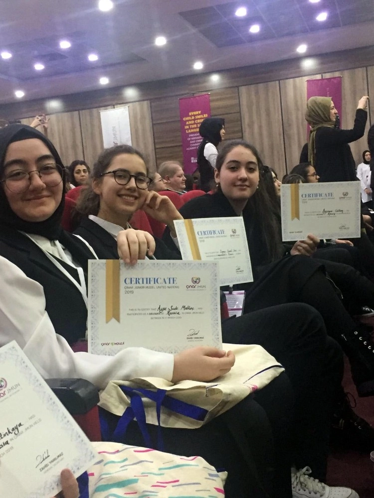 İhlas Kolejinden Junior Mun Başarısı